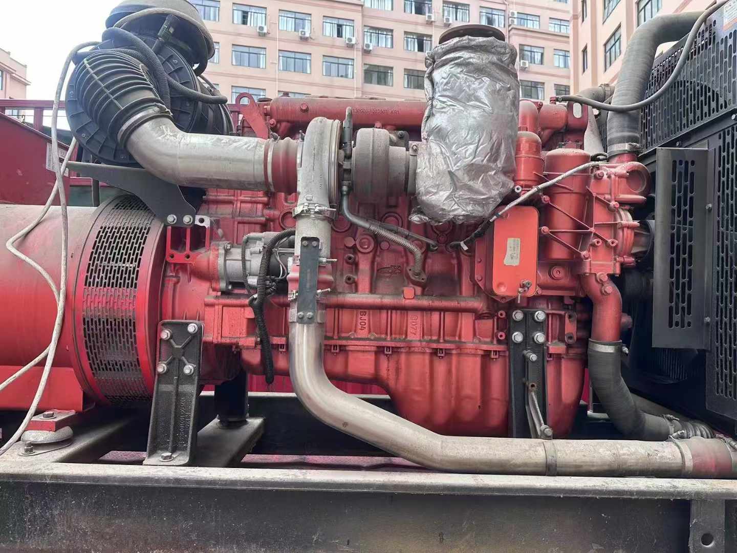 贡山如何选择适合 600kW 柴油发电机组的过载保护器？