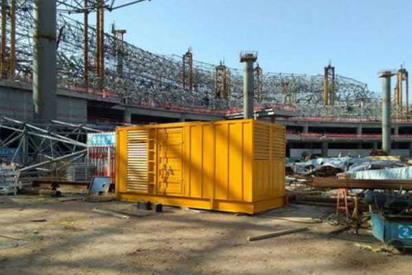 贡山发电机出租如何判断空气滤清器是否需要更换？